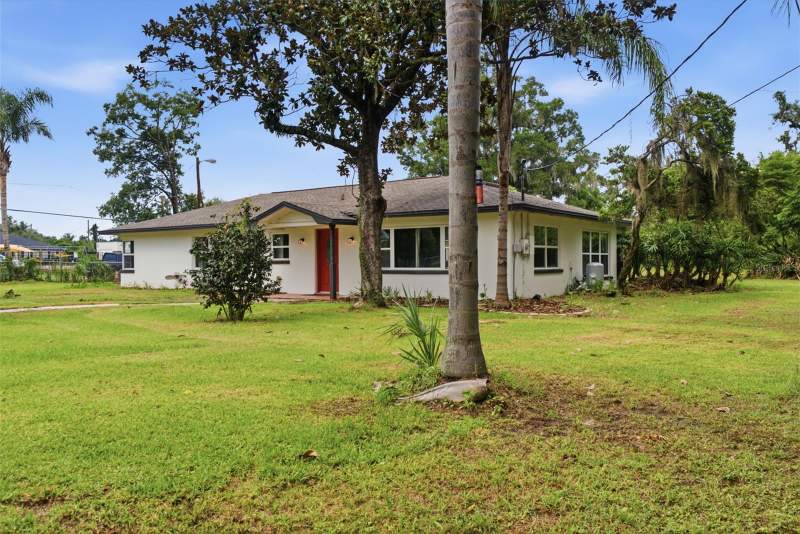 3 bedroom Single Family Residence at 625 Limona Road, Brandon, Brandon — photo 4