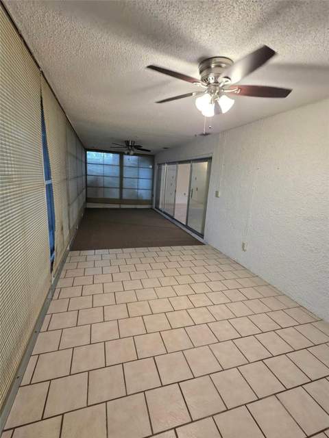 10641 Tonapa Loop, Port Richey FL - photo 11 of 25