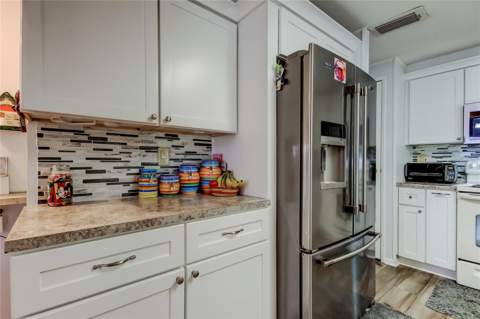 10151 Hamp Drive, Dade City FL - photo 19 of 57