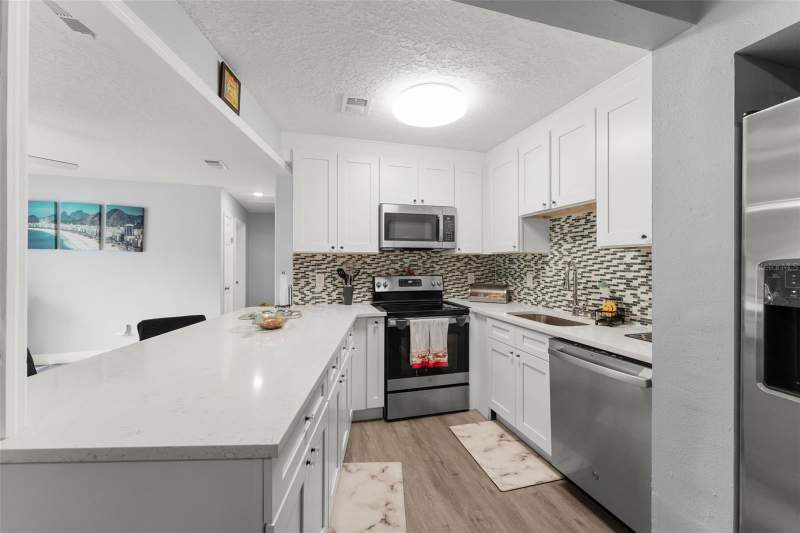 4 bedroom Single Family Residence at 1518 Daroca Drive, Deltona Lakes Unit 72, Deltona — photo 5