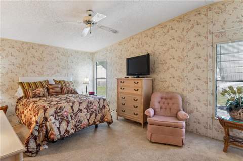 37621 Rosalita Avenue, Zephyrhills FL - photo 20 of 38