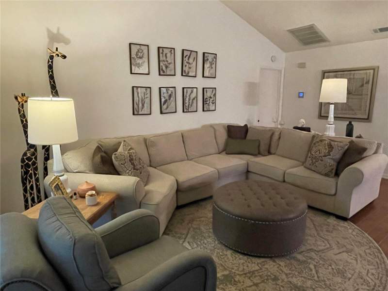 2 bedroom Single Family Residence at 420 S Brockfield Drive, Sun City Center Unit 35, Sun City Center — photo 2