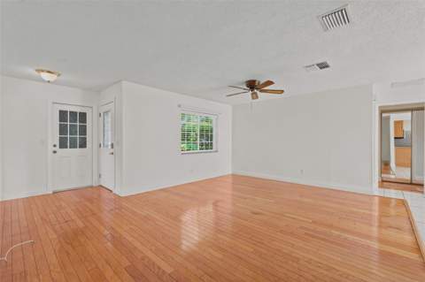 12431 Del Verde Drive, Largo FL - photo 9 of 39