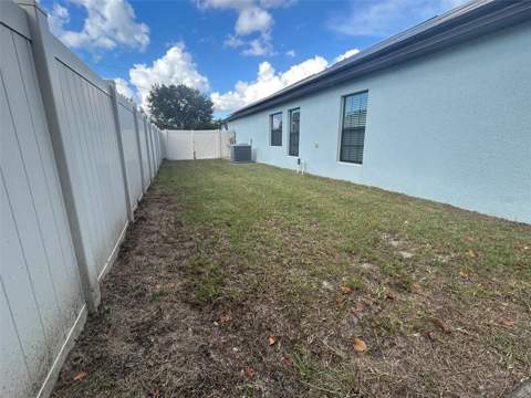 305 Chelmsford Court, Kissimmee FL - photo 17 of 19