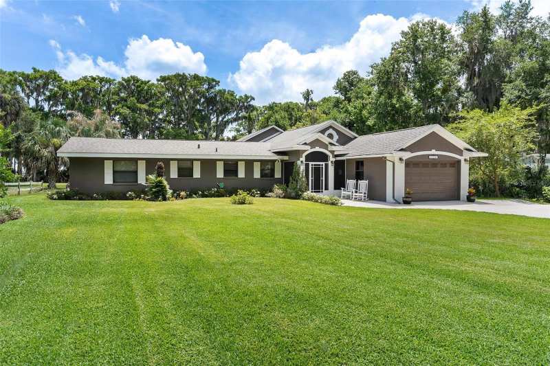 2 bedroom Single Family Residence at 29205 S Corley Island Road, Acreage & Unrec, Leesburg — photo 1