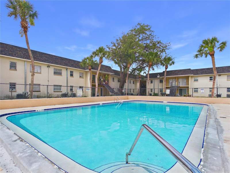 2 bedroom Condominium at 2800 E 113th Avenue #213, Rosewood Gardens A Condonminiu, Tampa — photo 2