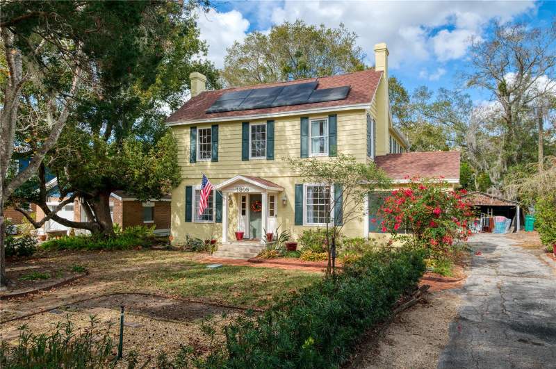 5 bedroom Single Family Residence at 1305 WASHINGTON AVENUE, DIEDRICHS ADD/EUSTIS, EUSTIS — photo 2