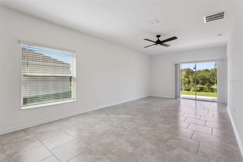 3 bedroom Single Family Residence at 26180 Feathergrass Circle, Windsong/Leesburg Ph 2, Leesburg — photo 5