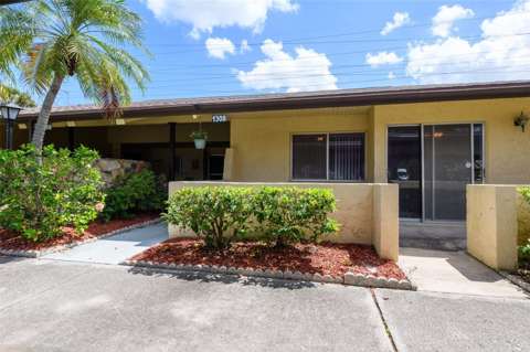 1308 13Th Circle, waterfront for sale in Largo