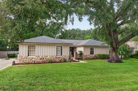 2070 SE 50Th Terrace, home for sale on SE 50Th Terrace