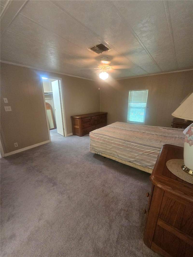 2 bedroom Manufactured Home at 4645 Burney Drive, Tanglewood Mobile Village, Holiday — photo 4