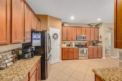 2711 Cypress Tree Trail, St Cloud FL - photo 14 of 92