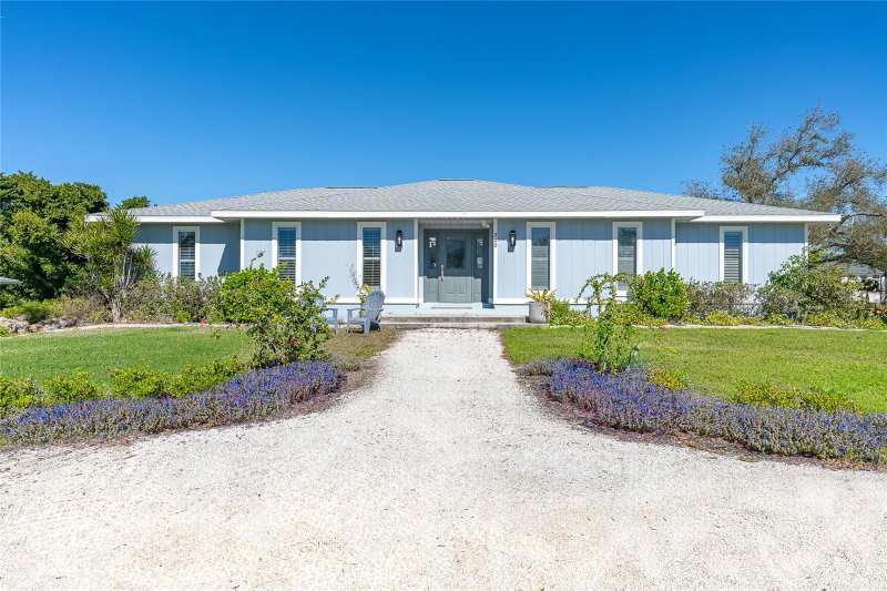 4 bedroom Single Family Residence at 320 Anchor Row, Cape Haze, Placida — photo 1