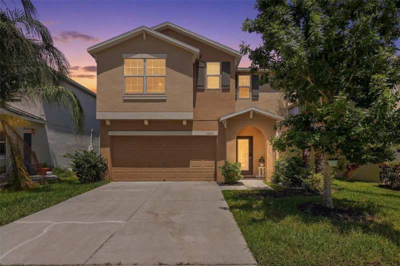 6 bedroom Single Family Residence at 17204 Yellow Pine Street, Sunshine Village Ph 3A &, Wimauma — photo 1