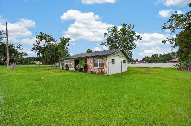3 bedroom Single Family Residence at 1210 W 15th Street, Fla Land & Colonization Cos Add To South Sanford, Sanford — photo 3