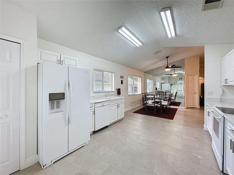 3 bedroom Single Family Residence at 3684 Eversholt Street, Kings Ridge, Clermont — photo 5