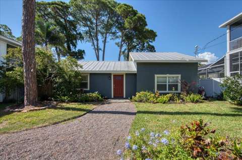 839 Florida Avenue, home for sale in Palm Harbor 34683
