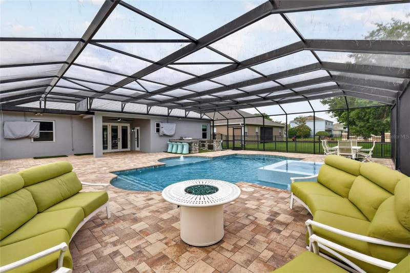 4 bedroom Single Family Residence at 5006 Rishley Run Way, Stoneybrook Hills Unit 1, Mount Dora — photo 2