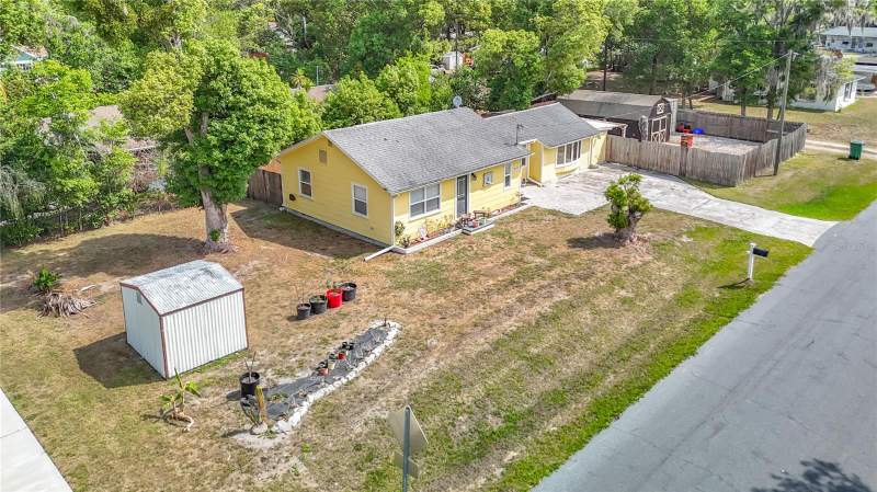 3 bedroom Single Family Residence at 38703 9th Avenue, City Zephyrhills, Zephyrhills — photo 2
