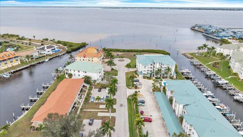 3 bedroom Condominium at 129 Breakers Court #121, Breakers Court, Punta Gorda — photo 1