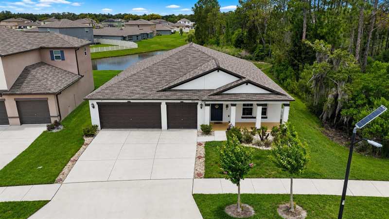 4 bedroom Single Family Residence at 3537 N Maryland Avenue, North Park Isle Ph 1A, Plant City — photo 1