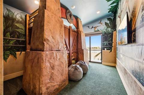 805 Golden Bear Drive, Reunion FL - photo 13 of 64