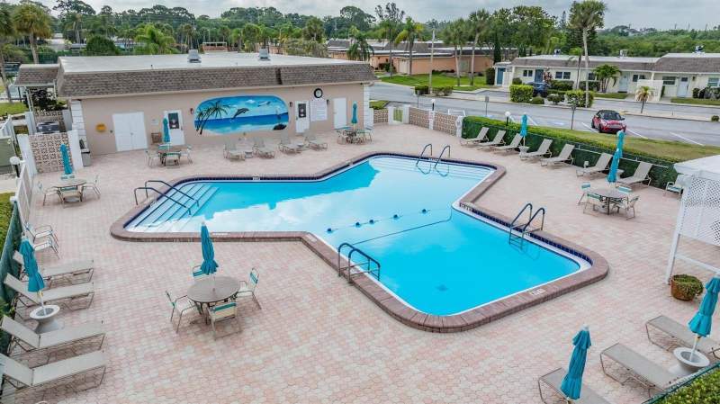 2 bedroom Villa at 93 Boca Ciega Point Boulevard #93, Boca Ciega Point East, St Petersburg — photo 3
