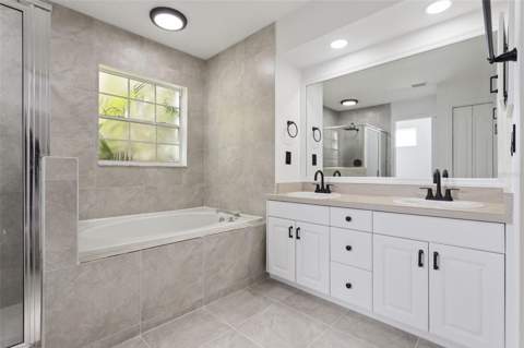 6302 Silver Oaks Drive, Zephyrhills FL - photo 19 of 33
