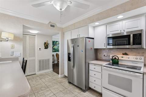 5108 Brittany Drive #805, St Petersburg FL - photo 11 of 26