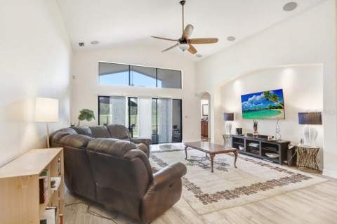 15723 Starling Water Drive, Lithia FL - photo 9 of 39