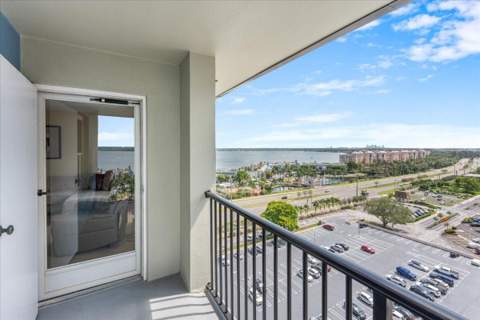5220 Brittany Drive #1501, St Petersburg FL - photo 15 of 62