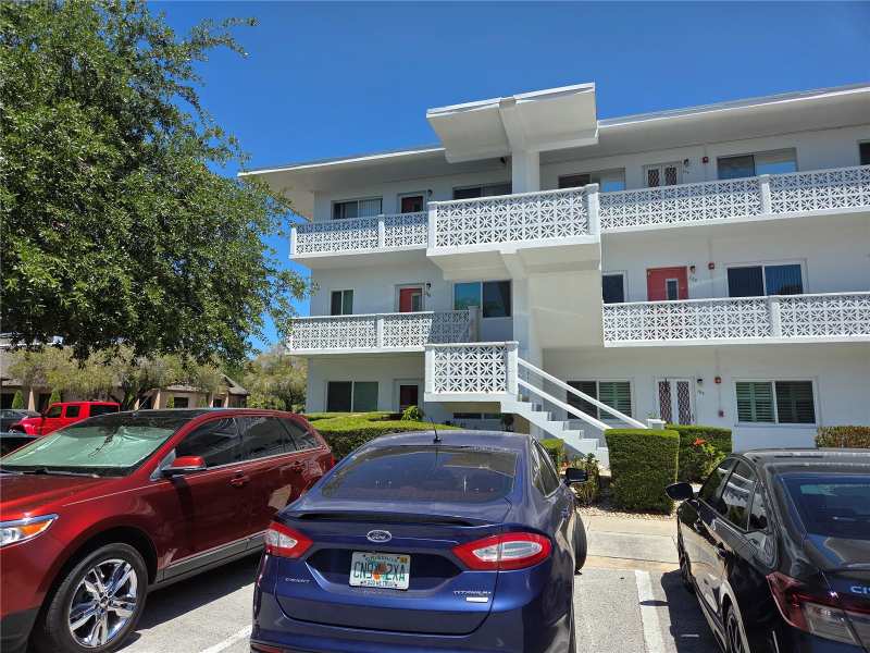 1 bedroom Condominium at 11225 82nd Avenue #309, Seminole Garden Apts Co-Op, Seminole — photo 1