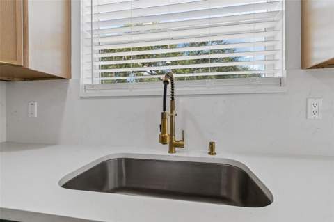 2102 W Ferris Avenue, Tampa FL - photo 22 of 94