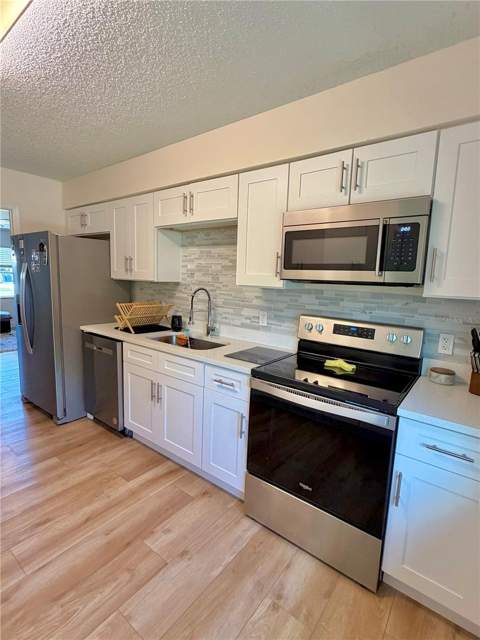 6353 Florida Avenue, New Port Richey FL - photo 10 of 34