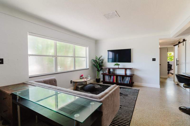3 bedroom Single Family Residence at 3597 27th Avenue, Perrys Skyview 1st Add, St Petersburg — photo 5