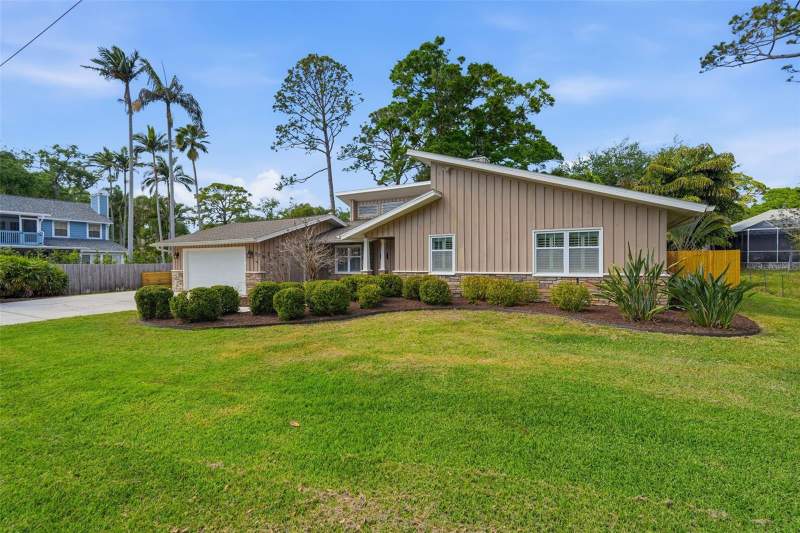 3 bedroom Single Family Residence at 13917 76th Terrace, Harbor View 4, Seminole — photo 2