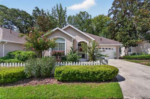 9438 SW 39Th Avenue, golf community for sale in Gainesville