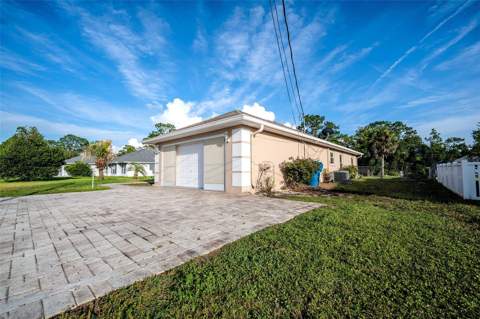 12036 Penguin Avenue, Weeki Wachee FL - photo 8 of 32