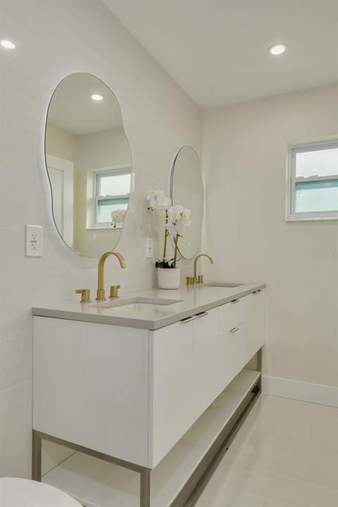 2065 Envoy Court, Clearwater FL - photo 17 of 46