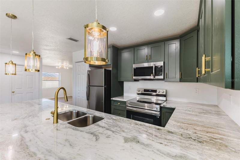 3 bedroom Single Family Residence at 6254 Spinnaker Boulevard, Port Charlotte Sub Sec 62, Englewood — photo 2