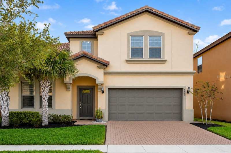 8 bedroom Single Family Residence at 8824 Bengal Court, Windsor At Westside Ph 2B-1, Kissimmee — photo 1