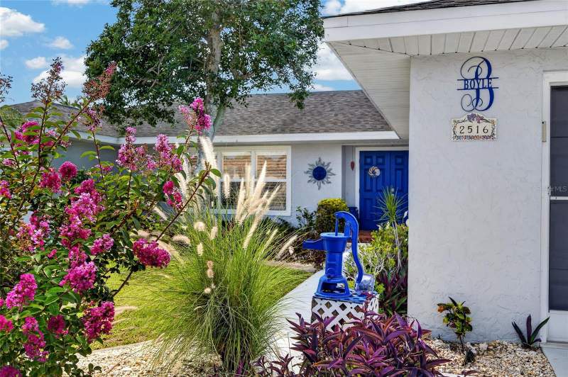 3 bedroom Single Family Residence at 2516 Dixon Terrace, Port Charlotte Sec 060, Port Charlotte — photo 5