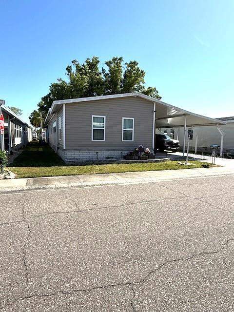 2 bedroom Manufactured Home at 1001 Starkey Rd. ## 731, Paradise Island Co-Op Inc, Largo — photo 2