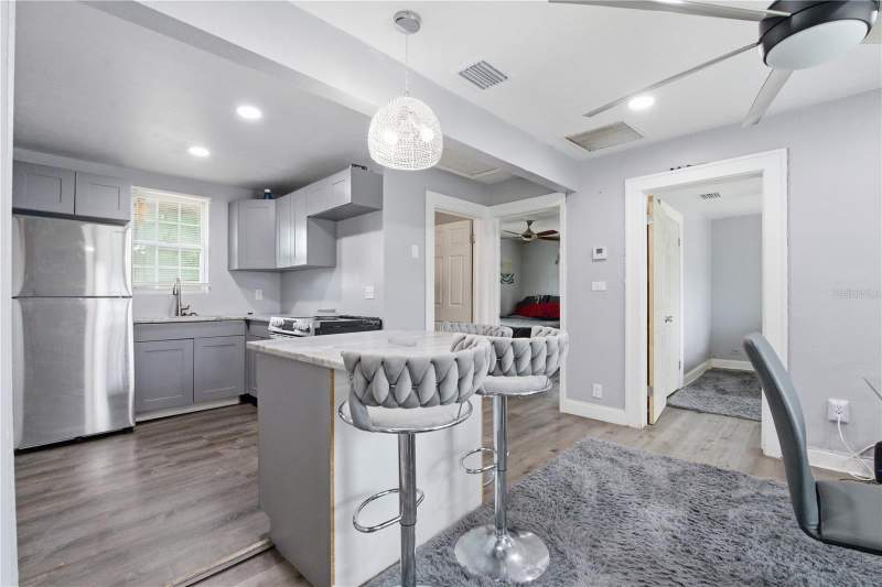 4 bedroom Half Duplex at 1340 13th Avenue, Nebraska Place Sub, St Petersburg — photo 5
