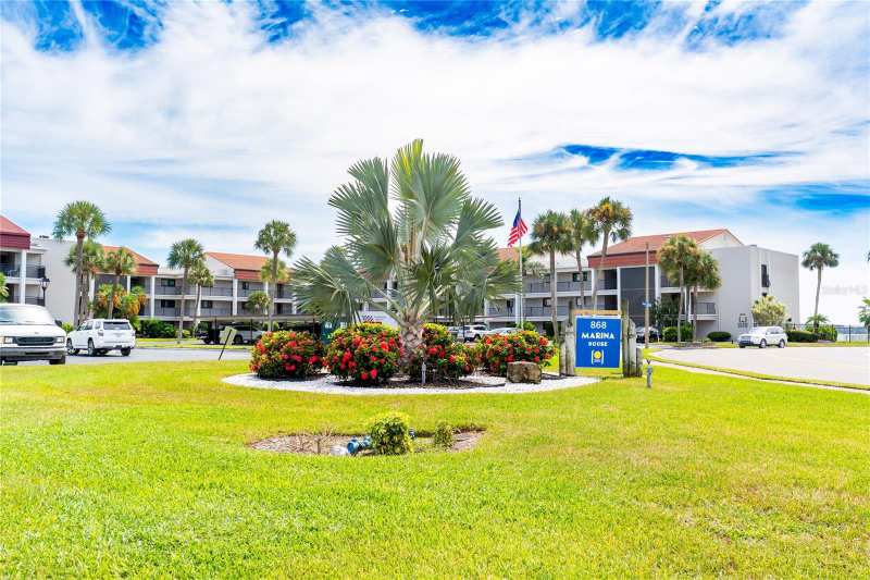 2 bedroom Condominium at 868 Bayway Boulevard #304, Clearwater Point 3, Clearwater — photo 1