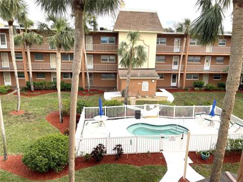 12760 Indian Rocks Road #562, gated community for sale in Largo