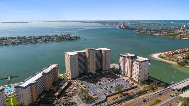 2 bedroom Condominium at 5200 Brittany Drive #1503, Bayway Isles Point Brittany Four, St Petersburg — photo 3