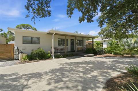 560 62Nd Avenue, home for sale in St. Petersburg 33705