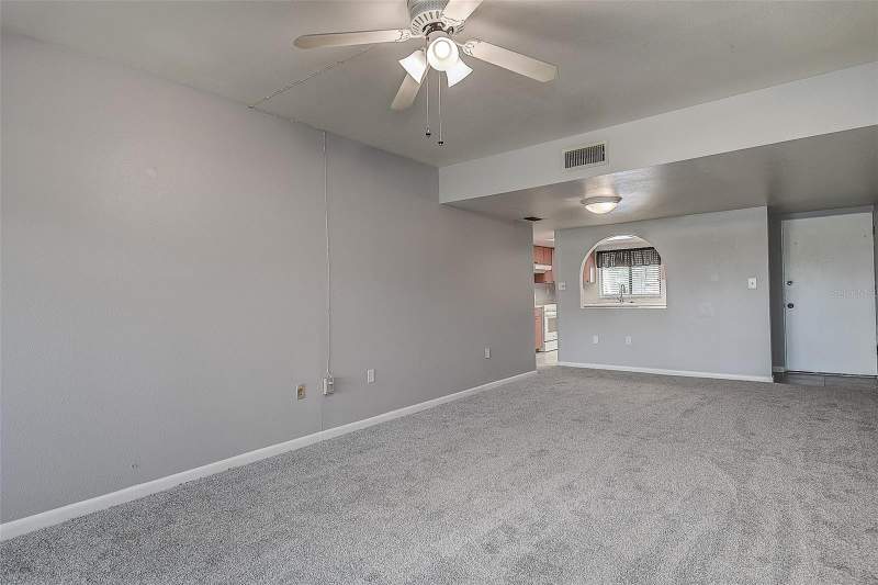 3 bedroom Condominium at 860 S Village Drive #106, Village Lake Condo, St Petersburg — photo 4