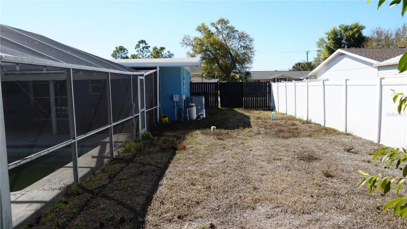 3 bedroom Single Family Residence at 3064 Pinetree Street, Port Charlotte Sec 005, Port Charlotte — photo 5